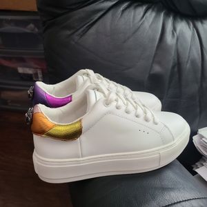 Kurt Geiger Laney Eagle Ornament Metallic Rainbow 36